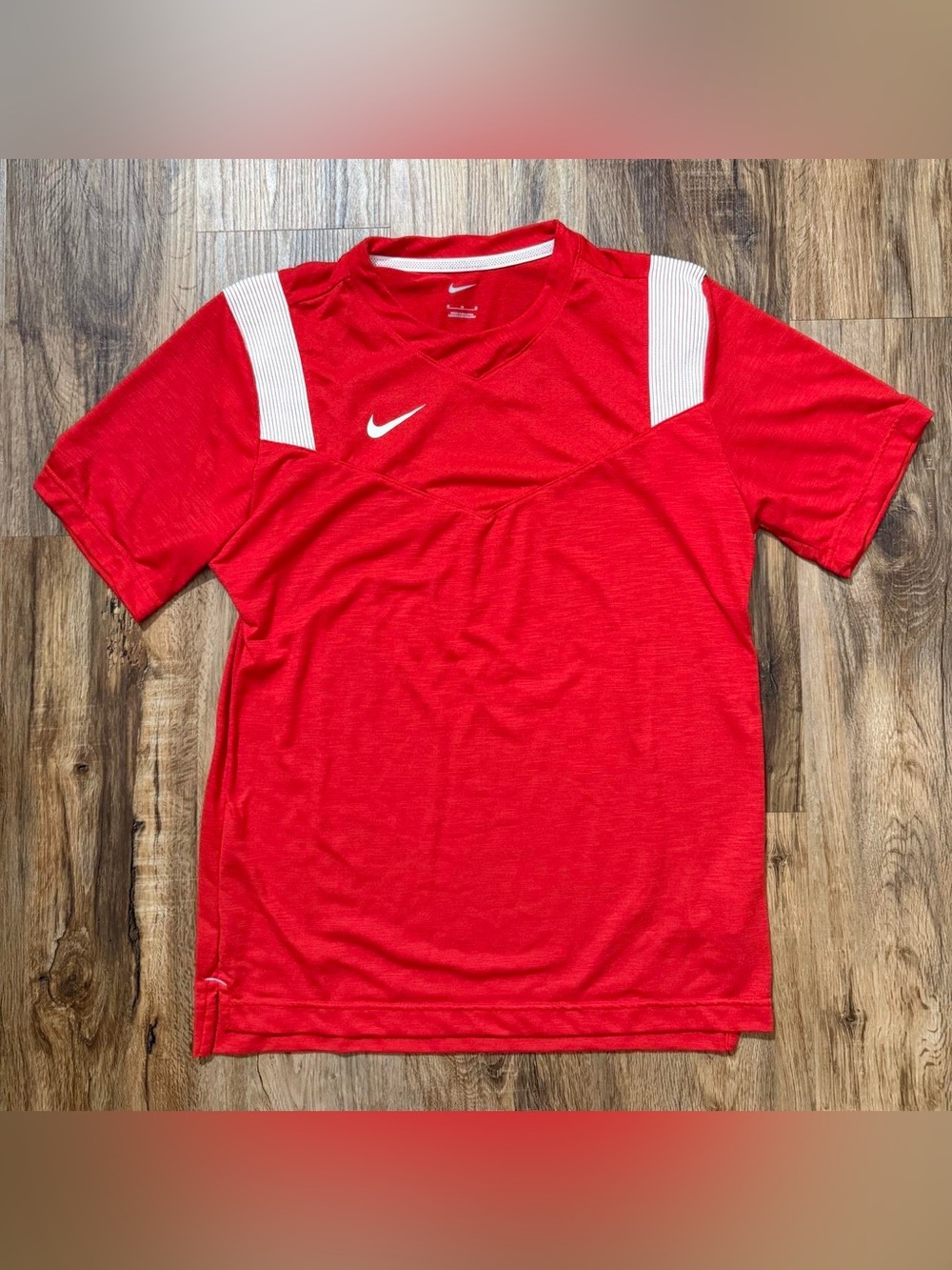 Nike Dri-FIT Red Athletic Training Shirt Men’s Medium